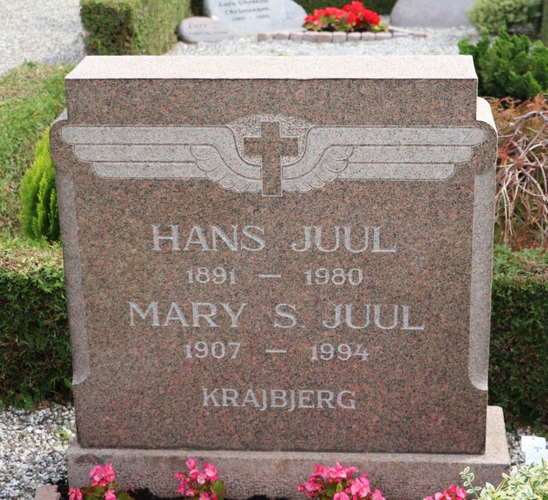 Mary S. Juul.JPG